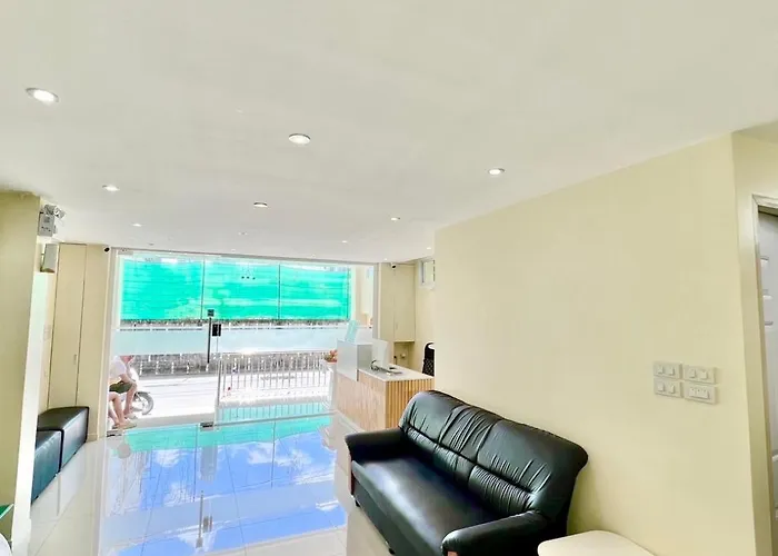 Abc Ha Hotel *